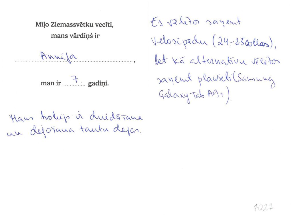 Annija sapņo par velosipēdu vai planšeti.