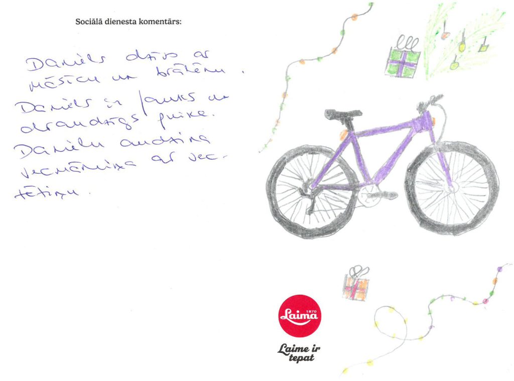 Daniels sapņo par riteni vai telefonu.